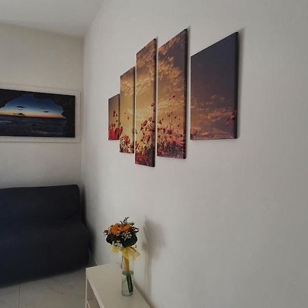 La Dimora di Maja Apartment Pescara Bagian luar foto