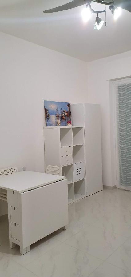 La Dimora di Maja Apartment Pescara Bagian luar foto